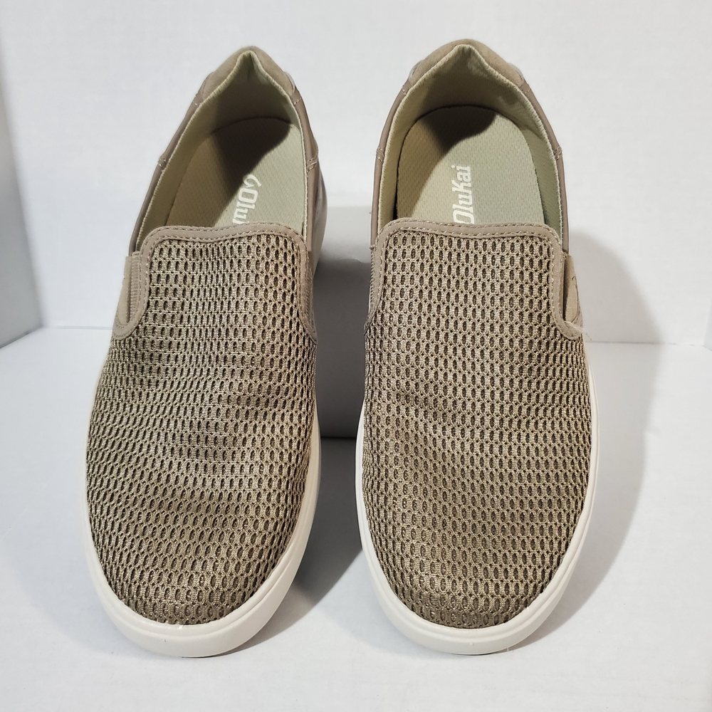 OluKai‎ Tan Loafers Slip-Ons Casual Comfort